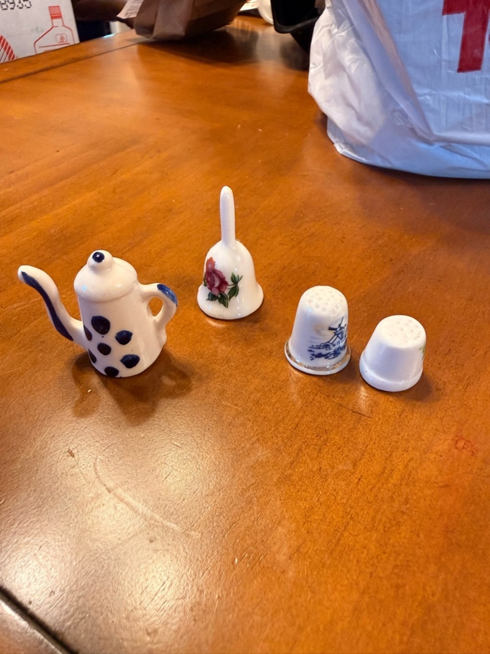 Lot Of Miniatures And Vintage green Glass Toothpick Holder - Picture 6 of 13